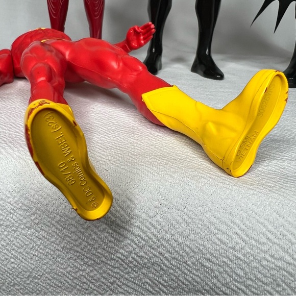 Marvel DC Action Figures Lot Of 4 Batman Spider-Man Flash Iron Man - Picture 6 of 13